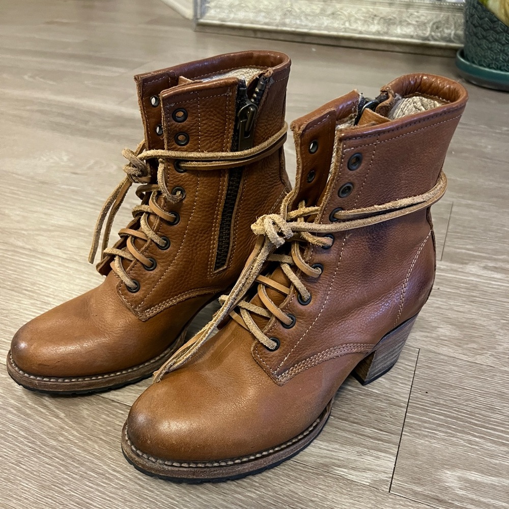 Freebird Boots - Cavalier size 8 in Cognac